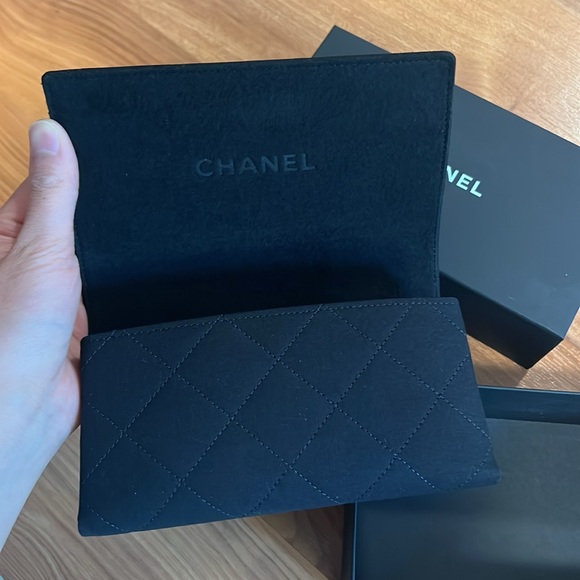 100% Authentic CHANEL SUNGLASSES case / holder - Picture 7 of 9
